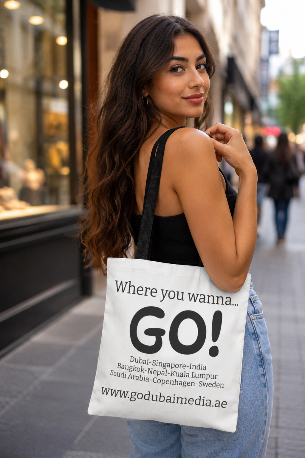 The famous GO! tote bag